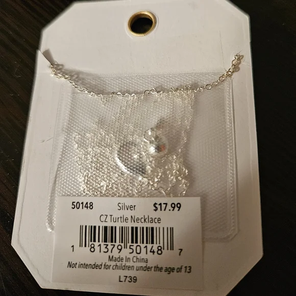 NWT Amanda Blu Turtle Necklace - Picture 3 of 4